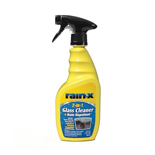 Rain-X 5071268 2-in-1 Glass Cleaner and Rain Repellant.